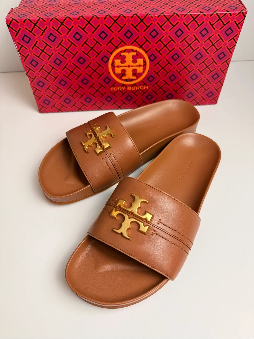Tory Burch Everly Anatomic Cloud Slide Sandals Ambra Brown Leather Gold Logo 8